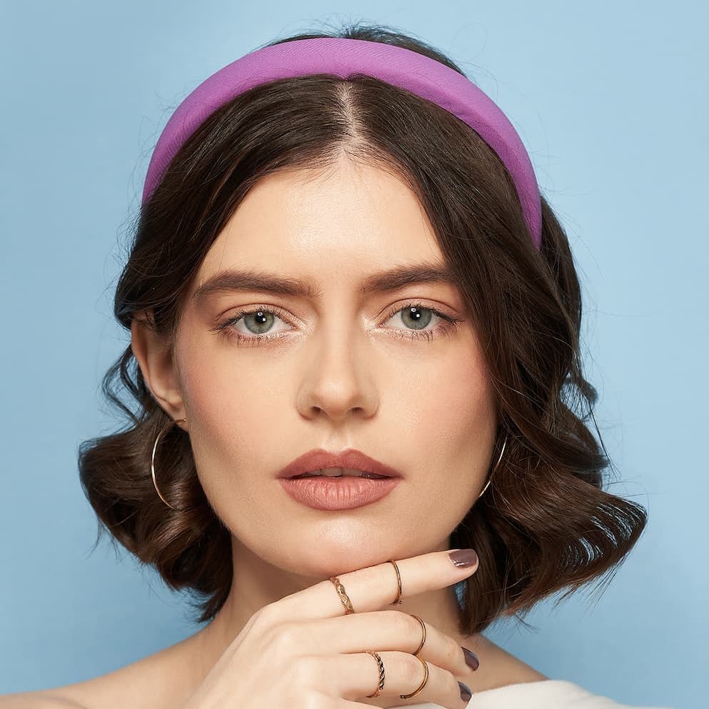 how to wear a headband